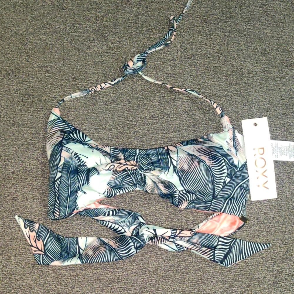 Roxy bikini top